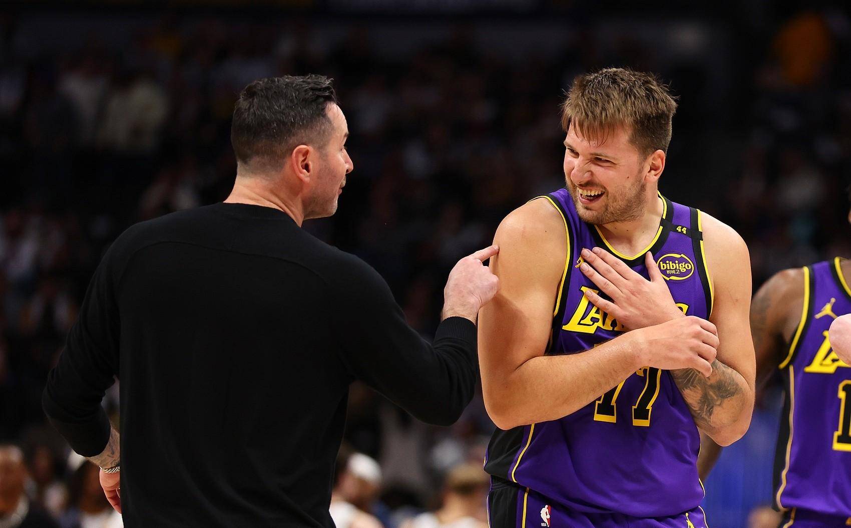  东契奇爆冷击败湖人，赛事规则更新引爆全场！-爱游戏娱乐电竞